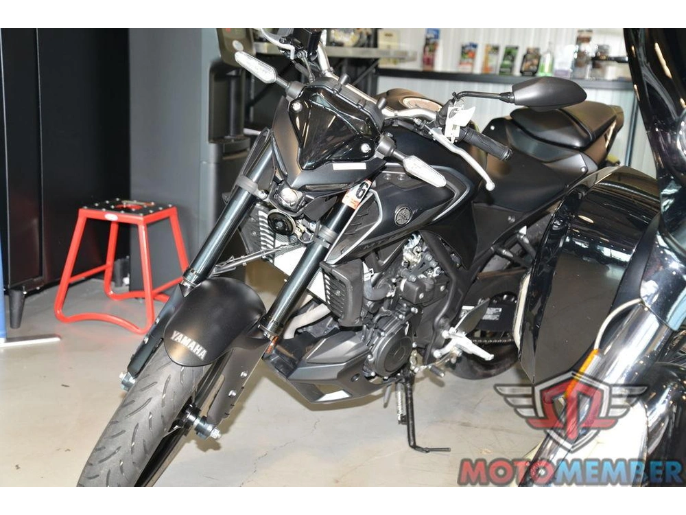 2023 Yamaha Mt-03 alt