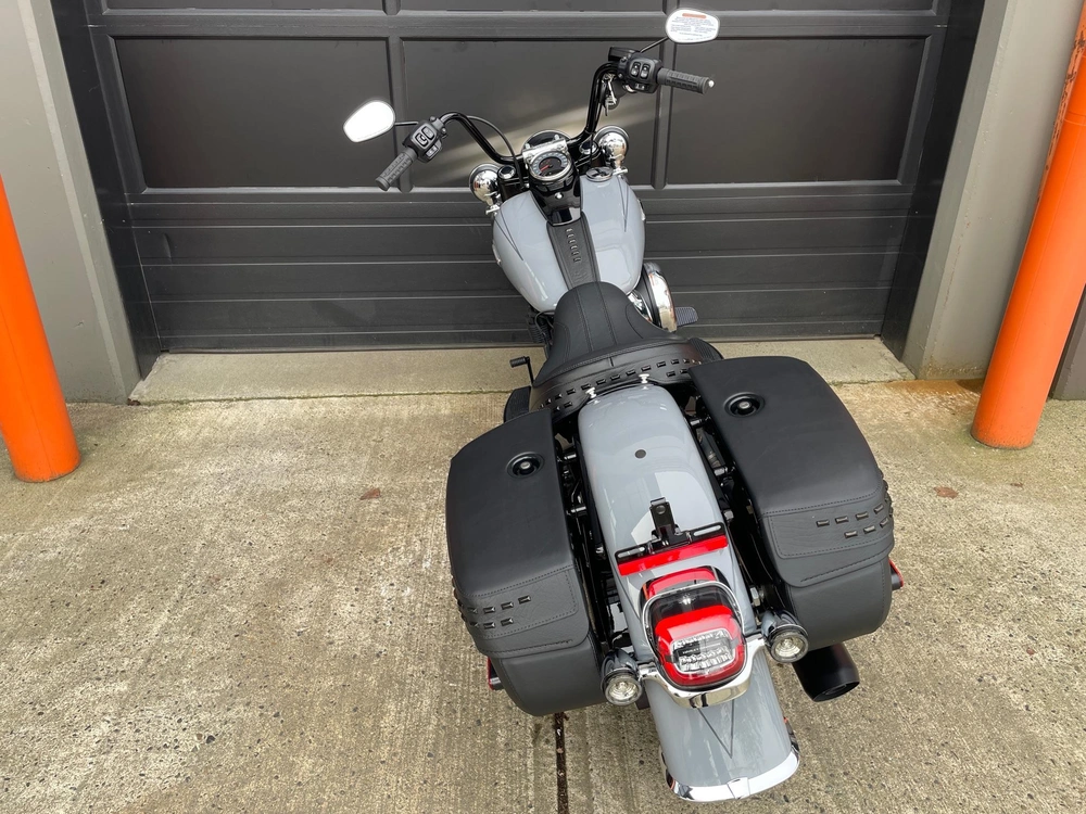 2026 Harley-davidson Flhc - Heritage Classic alt