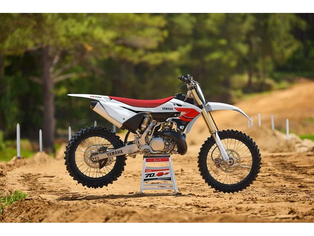 2026 Yamaha Yz250 Team Yamaha Blue alt