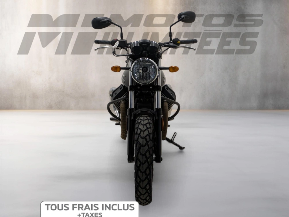 Moto Guzzi V7 Stone 2014 alt
