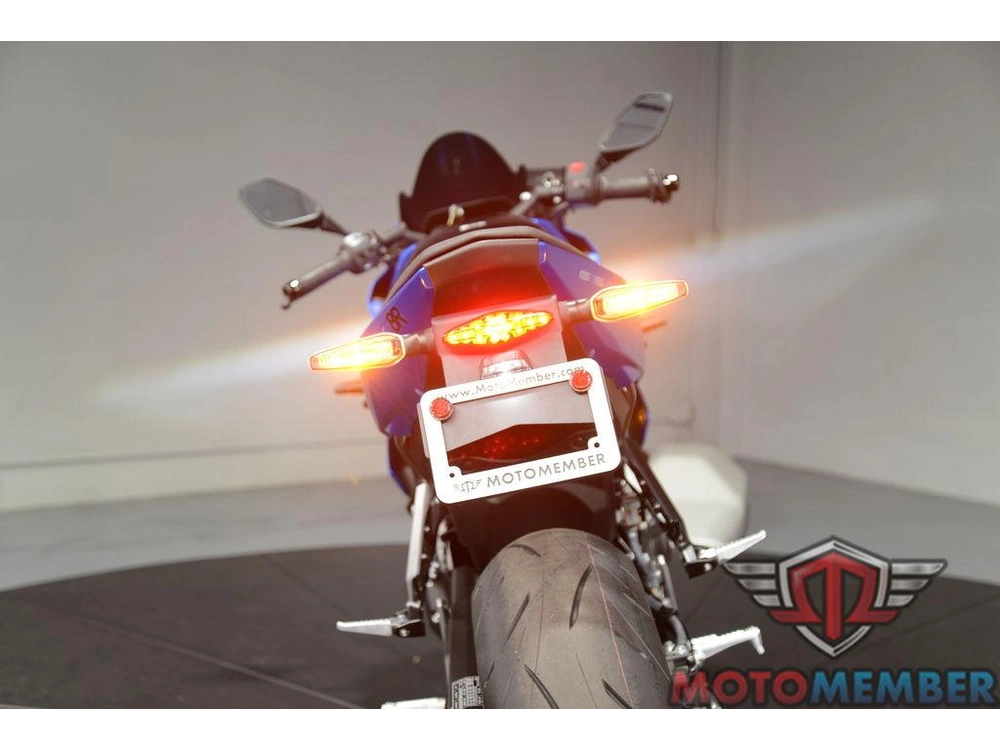 2024 Suzuki Gsx-8r alt