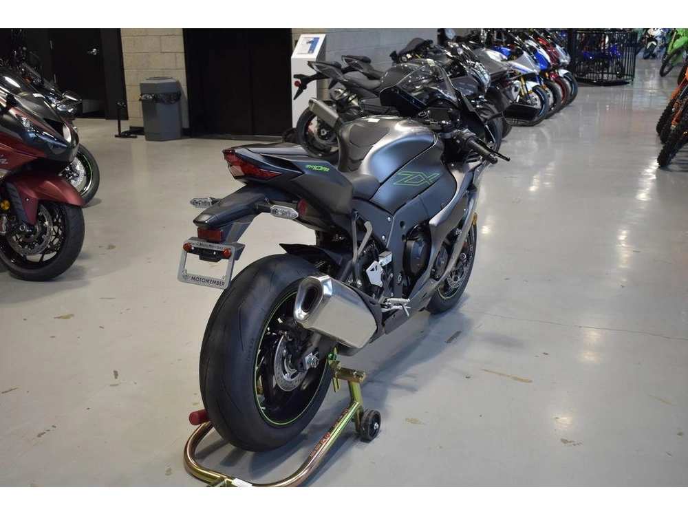 2025 Kawasaki Ninja® Zx™-10rr Abs alt