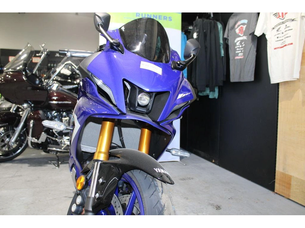 2025 Yamaha Yzf-r7 alt