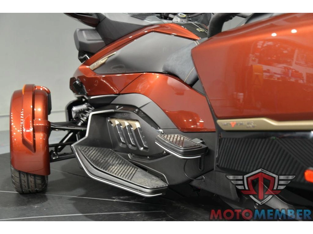 2026 Can-am Spyder Rt Sea-to-sky alt