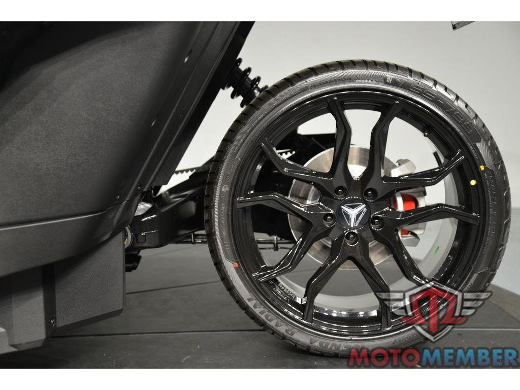 2025 Polaris Slingshot S (AutoDrive) for Sale