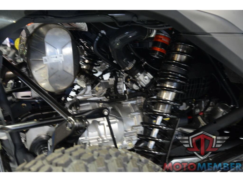 2025 Can-am Maverick R Max X Rs With Smart-shox alt