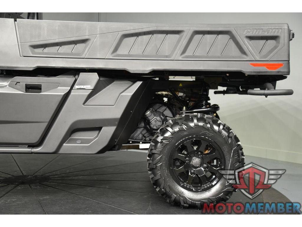 2026 Can-Am Defender PRO XT HD10 for Sale