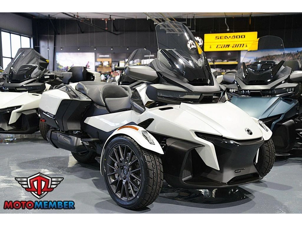 2026 Can-am Spyder Rt alt