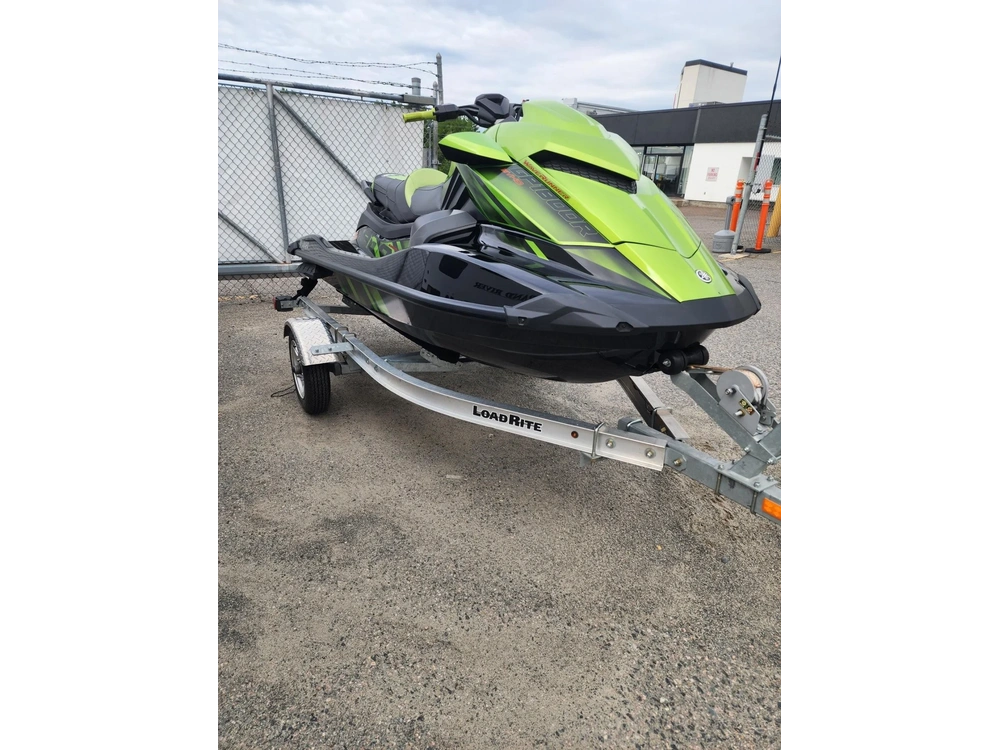 2023 Yamaha Svho alt