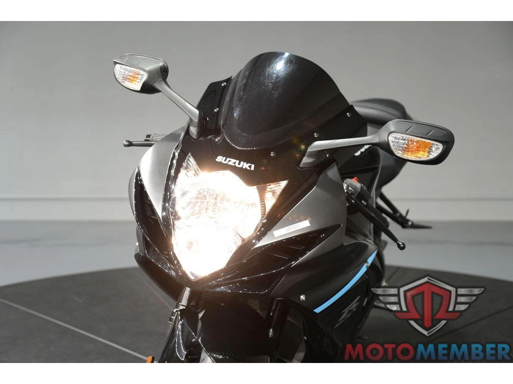 2024 Suzuki Gsx-r600 alt