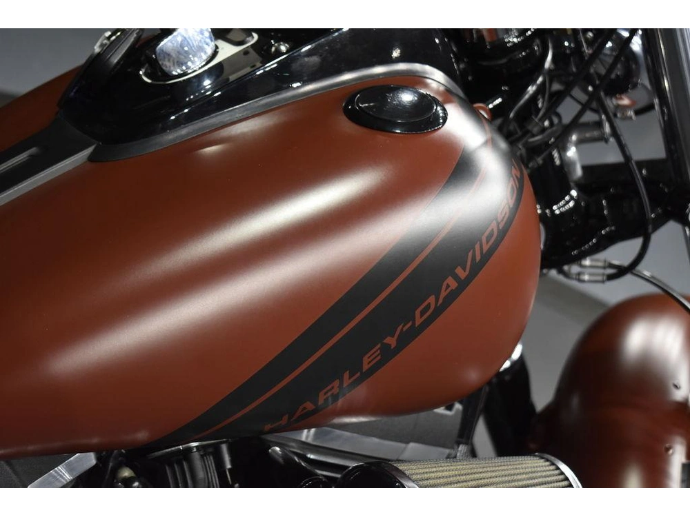 2017 Harley-davidson Fxdf - Fat Bob® alt