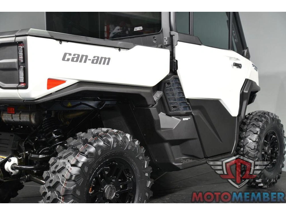 2026 Can-am Defender Limited Hd11 alt