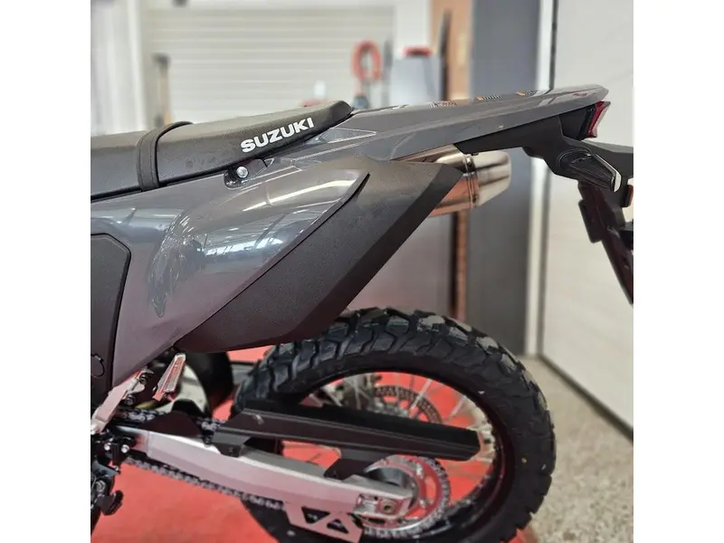 2026 Suzuki DR-Z 4SM thumbnail 19