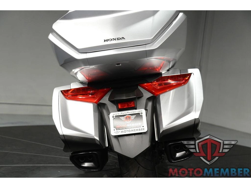 2025 Honda Gold Wing Tour 50th Anniversary alt