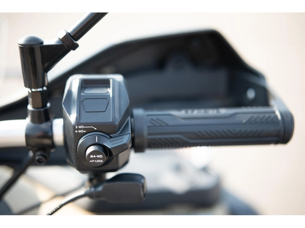 2026 Cfmoto Cforce 1000 Overland alt