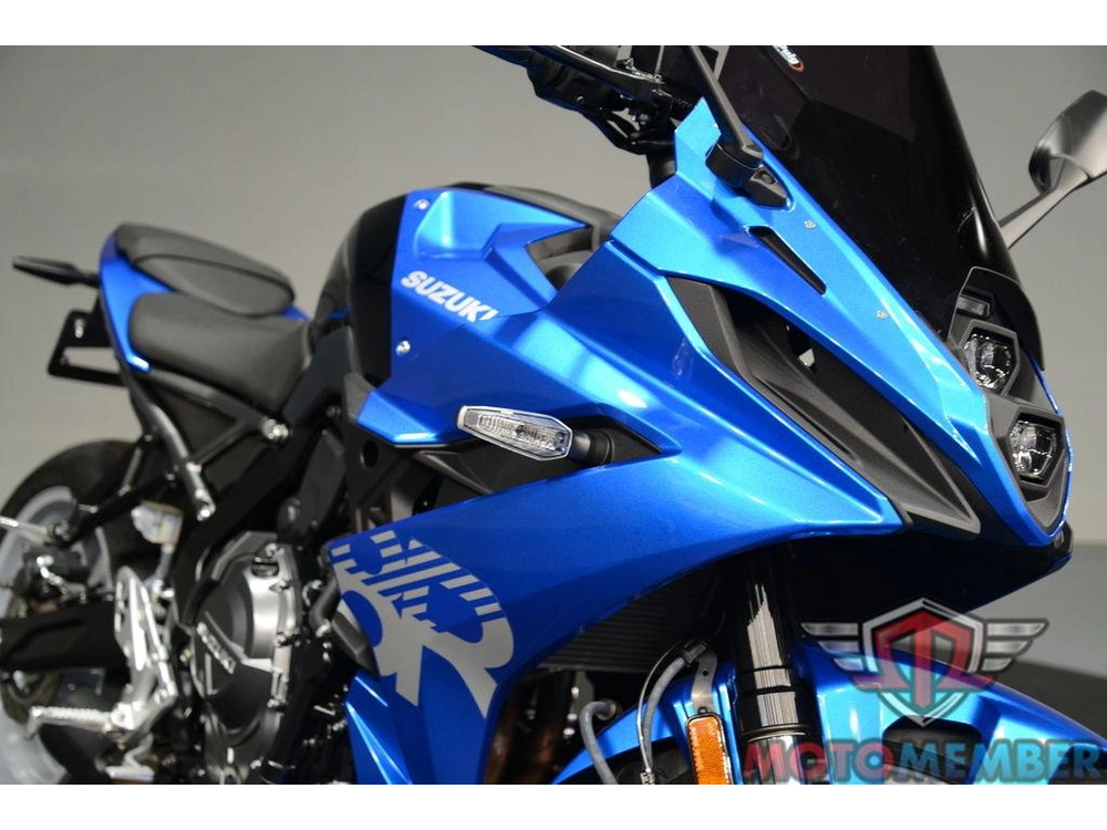 2024 Suzuki Gsx-8r alt