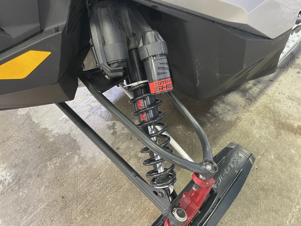 Ski-doo Mxz X-rs 850 E-tec Smartshox 2024 alt