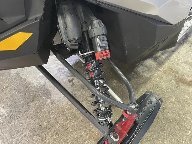 Ski-Doo MXZ X-RS 850 E-Tec Smartshox 2024