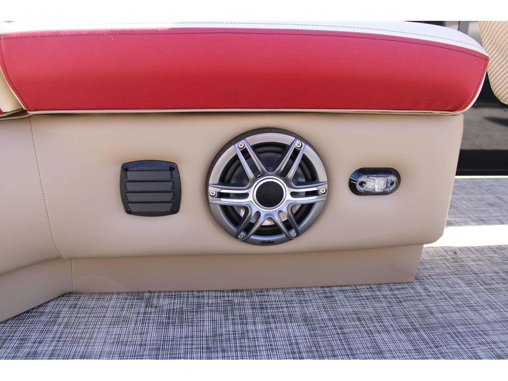 2025 Suncatcher Select 20rc alt