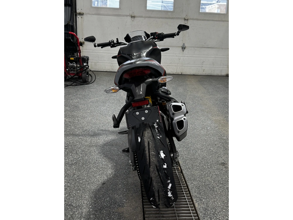 Ducati Monster 821 Stealth 2019 alt