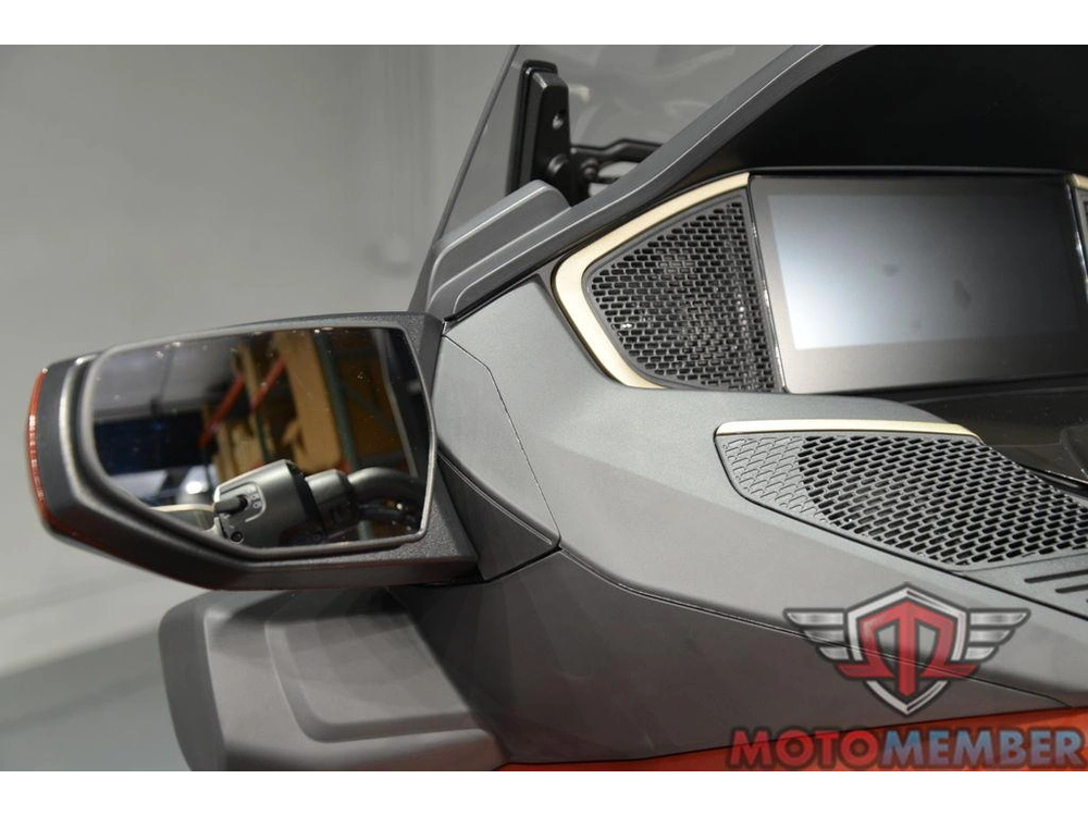 2026 Can-am Rt Sea-to-sky alt