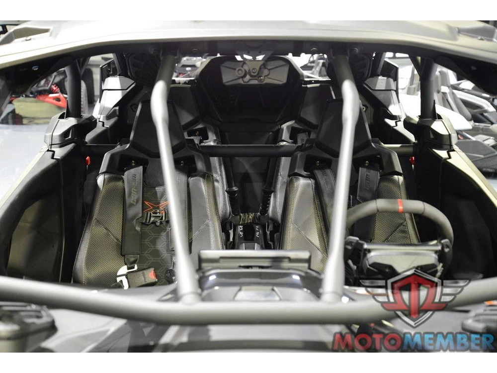 2026 Can-am Maverick R Max X Rc With Smart-shox alt