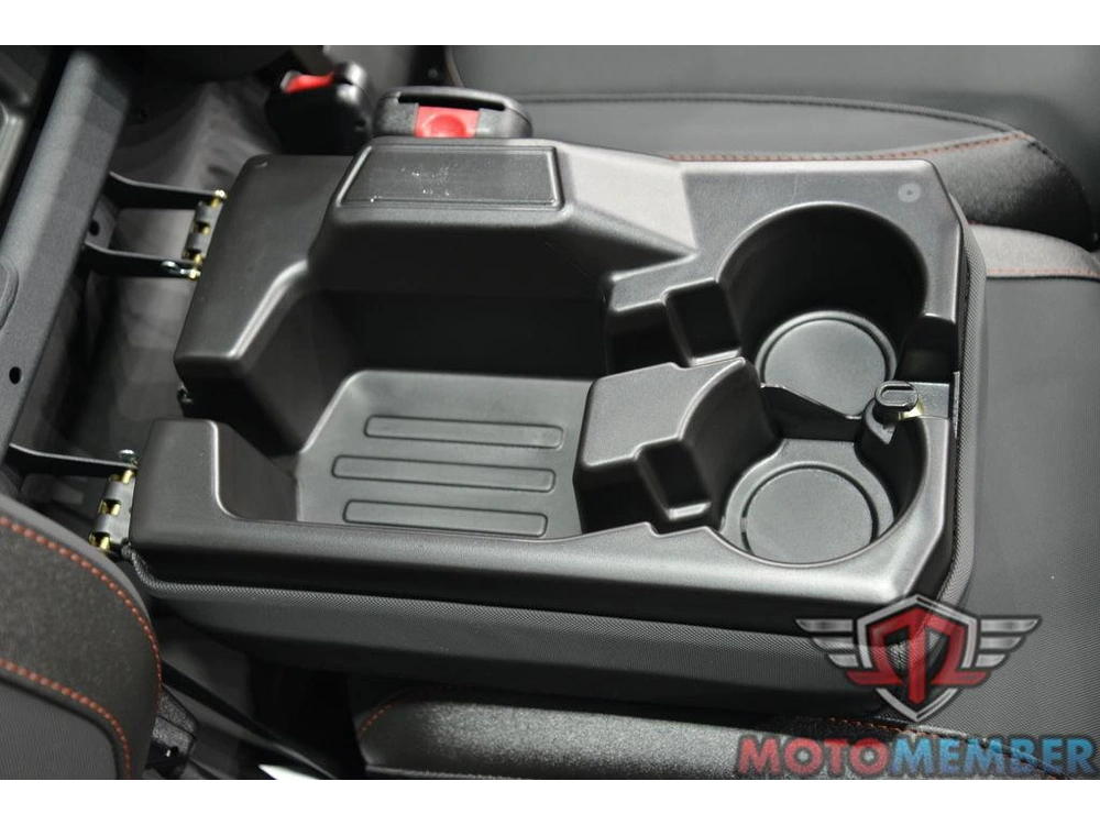 2026 Can-am Defender X Mr Hd11 With Half-doors alt