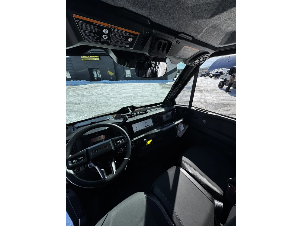 2026 Can-am Defender Max Ltd Cab Hd11 alt