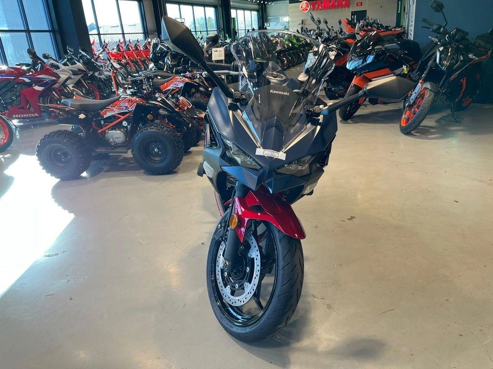 2026 Kawasaki Ninja® 500 Se Abs alt