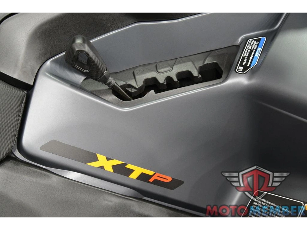 2026 Can-am Outlander Max Xt-p 1000r Mineral Grey & Orange Crush alt