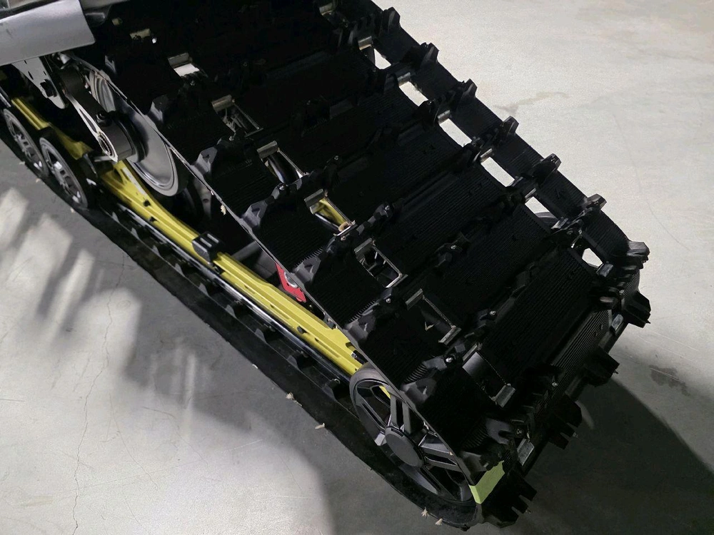 Ski-doo Renegade Adrenaline 900 Ace 2026 alt