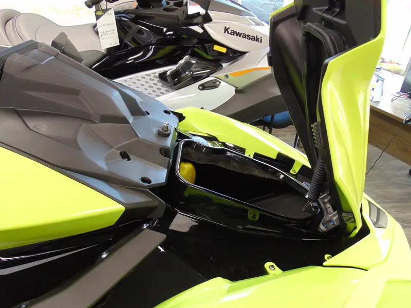 2026 Kawasaki ULTRA 310X thumbnail 7
