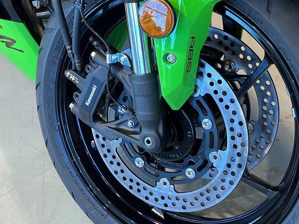 2026 Kawasaki Ninja® Zx™-4rr Abs alt