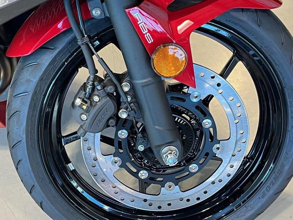 2026 Kawasaki Ninja® 500 Se Abs alt