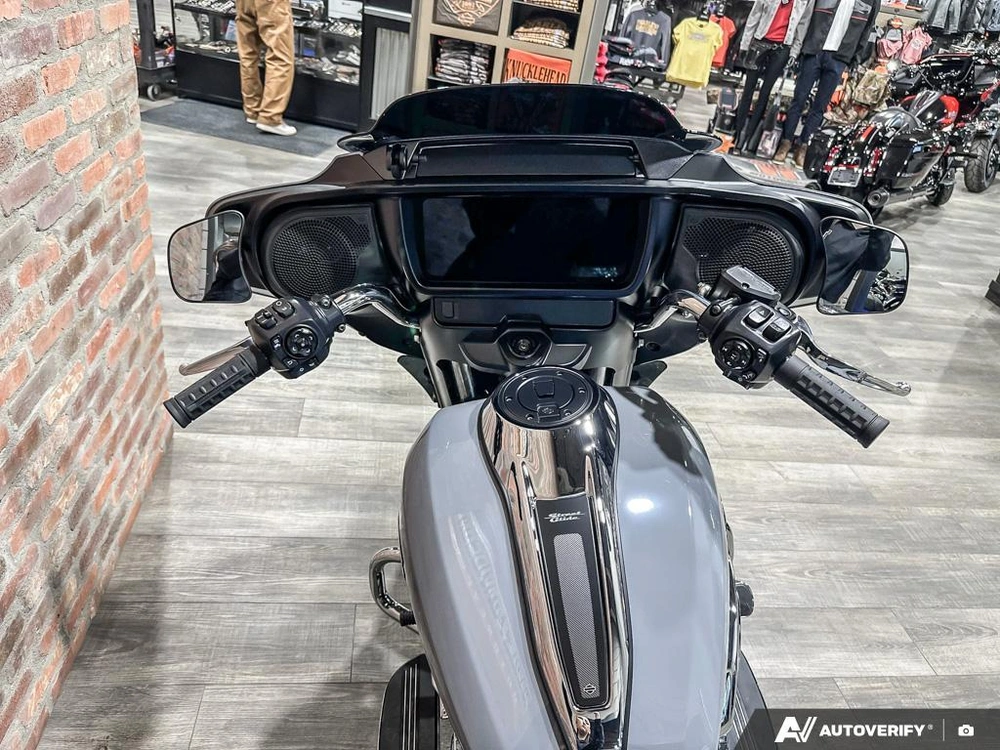 2026 Harley-davidson Street Glide alt