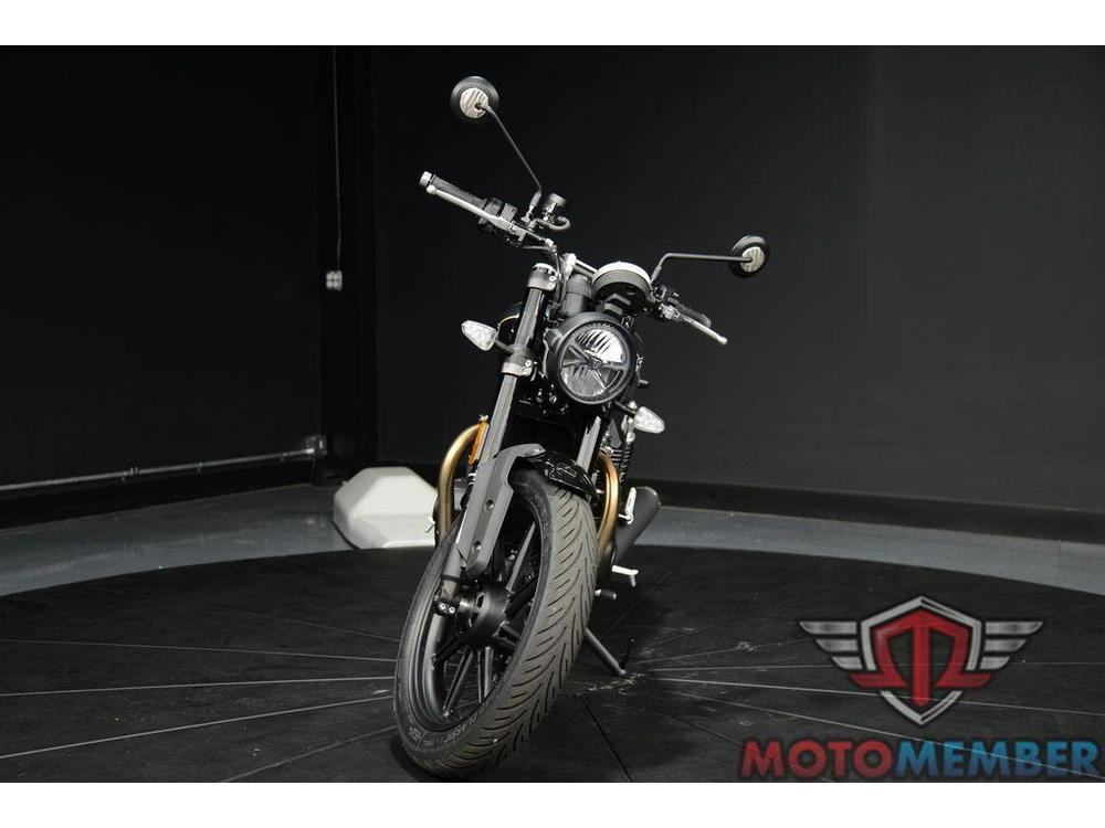 2025 Triumph Speed Twin 900 Phantom Black/aurum Gold alt