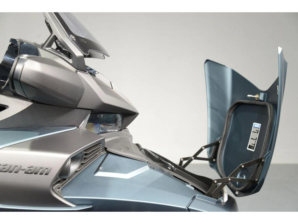 2026 Can-am Spyder Rt Limited Dark alt