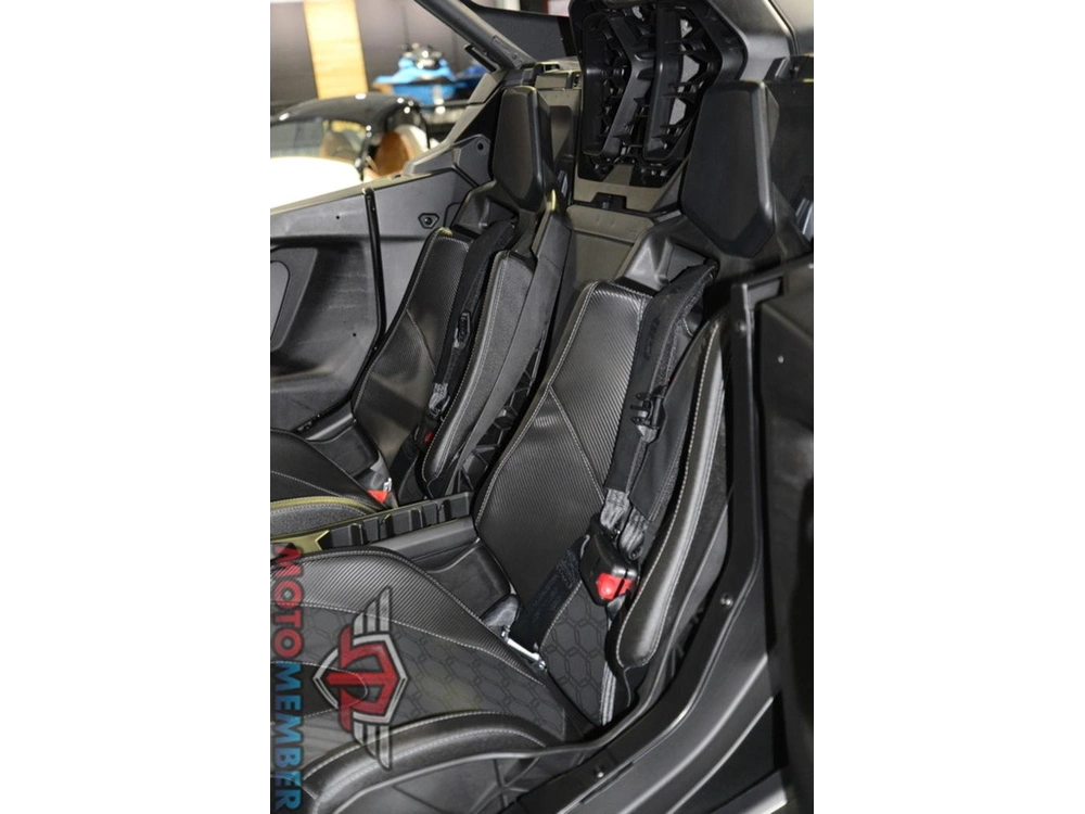 2026 Can-am Maverick R Max X Rs With Smart-shox alt