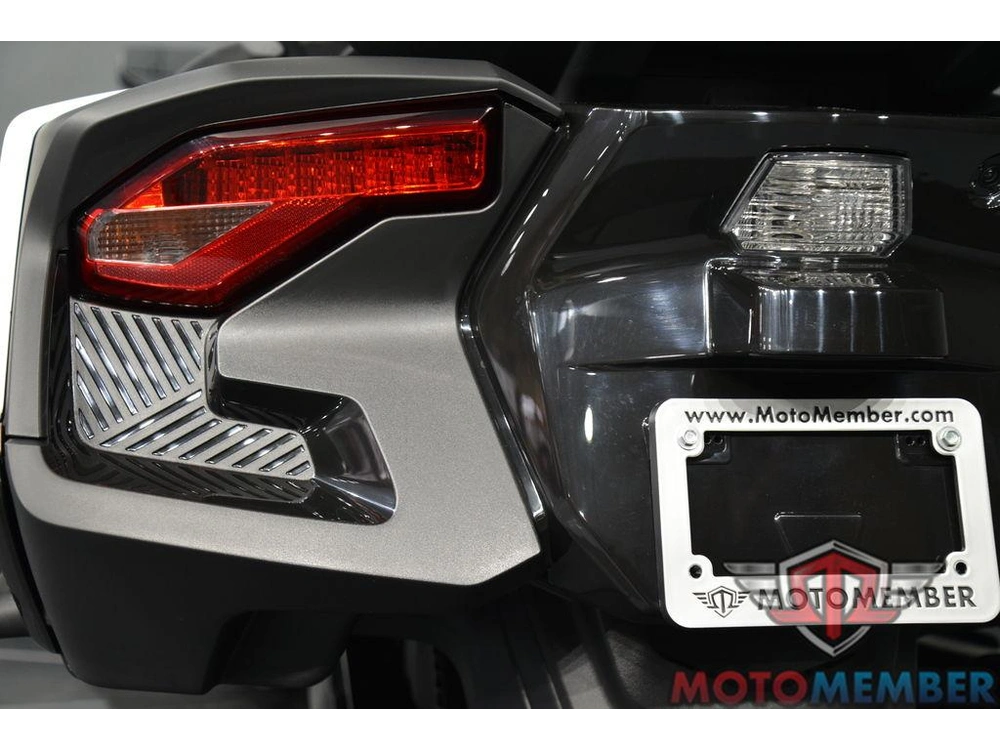 2025 Can-am Spyder Rt Sea-to-sky alt