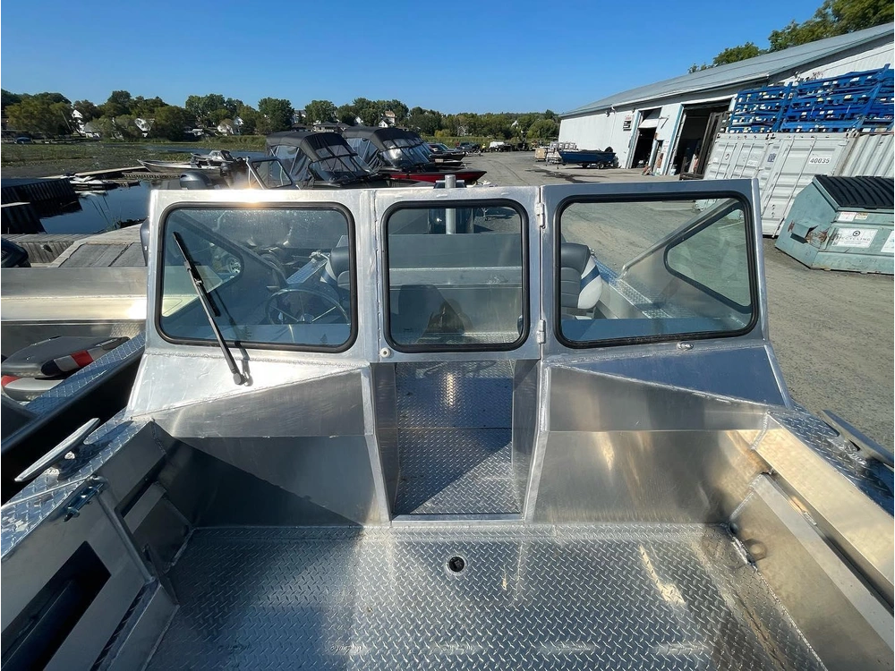 2023 Bayview Dual Console alt