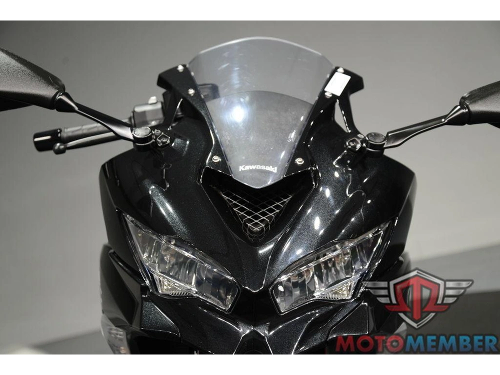 2025 Kawasaki Ninja® Zx™-4r Abs alt