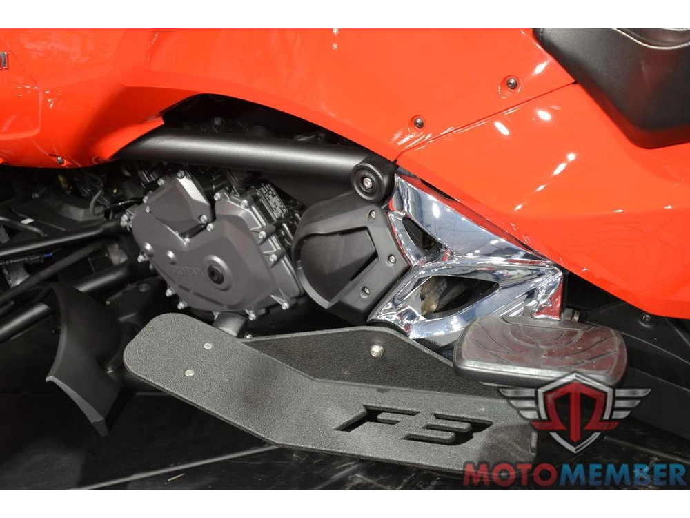 2022 Can-am Spyder F3 Limited Chrome Wheels alt