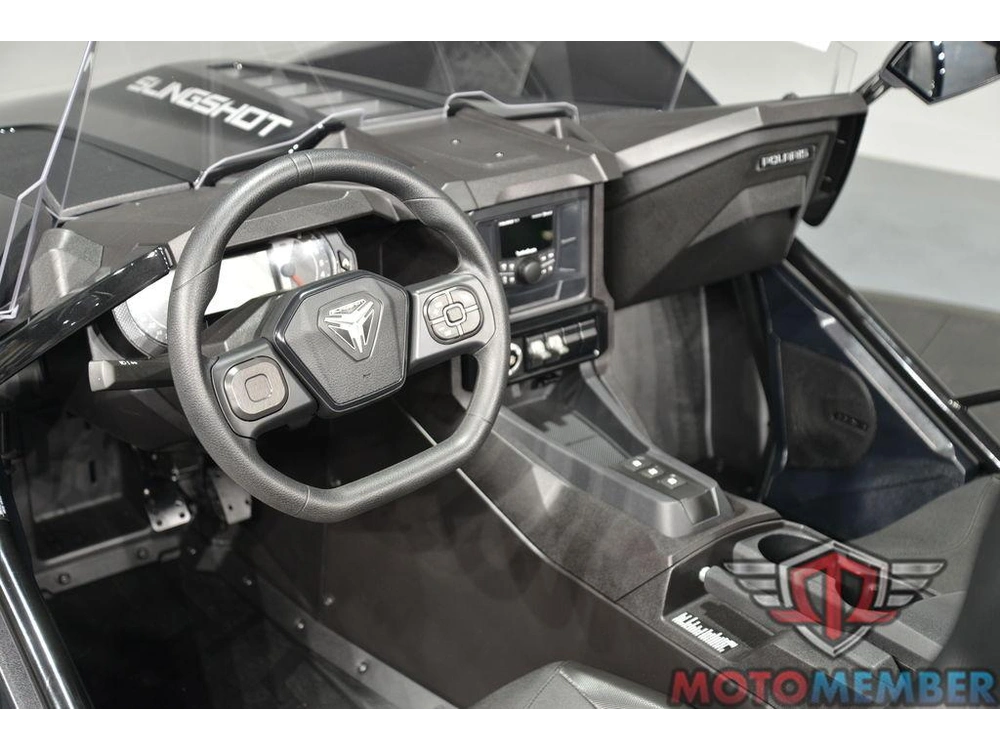 2025 Slingshot Slingshot® S Autodrive Jet Black alt