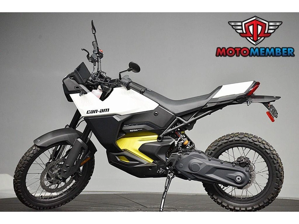 2025 Can-am Origin White alt