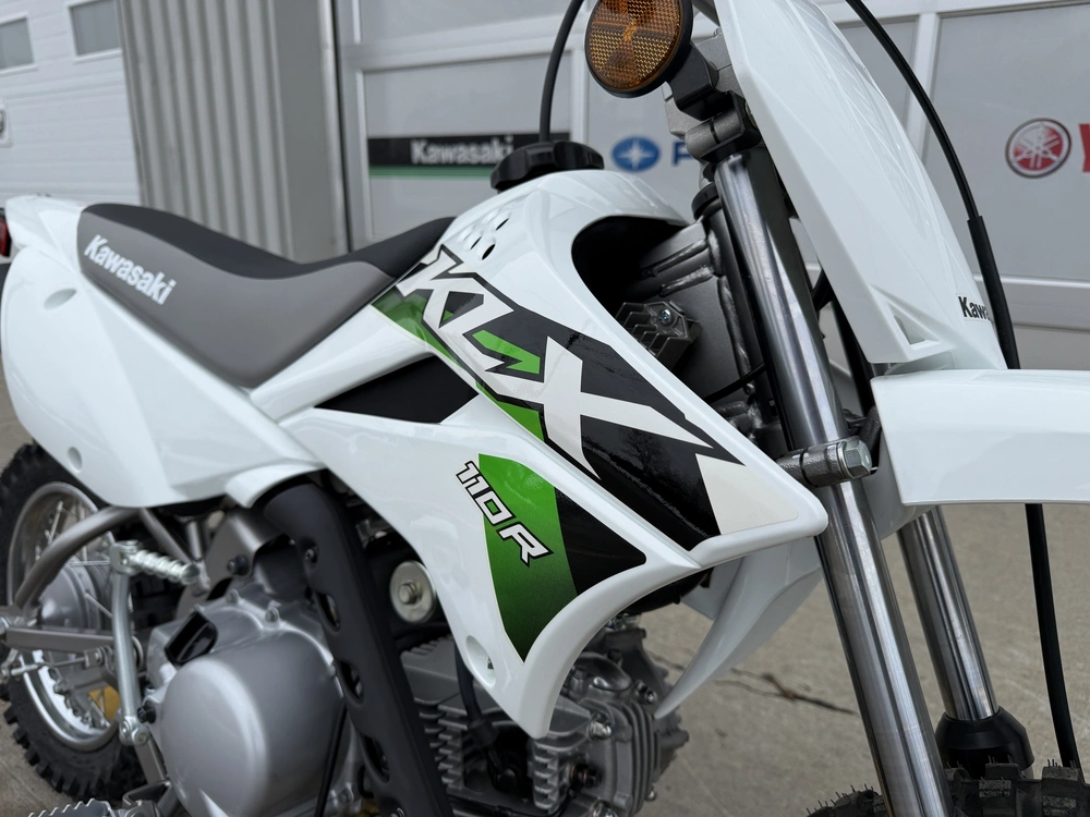 2026 Kawasaki Klx110r alt