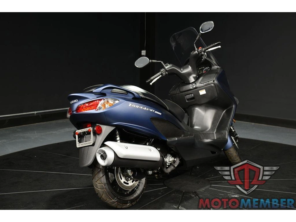 2022 Suzuki Burgman 200 alt