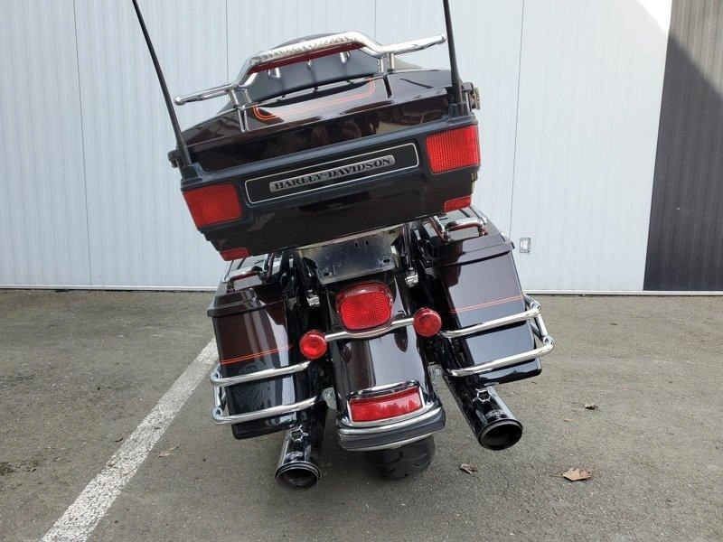 2011 Harley-davidson Flhtcu - Electra Glide® Ultra Classic® alt