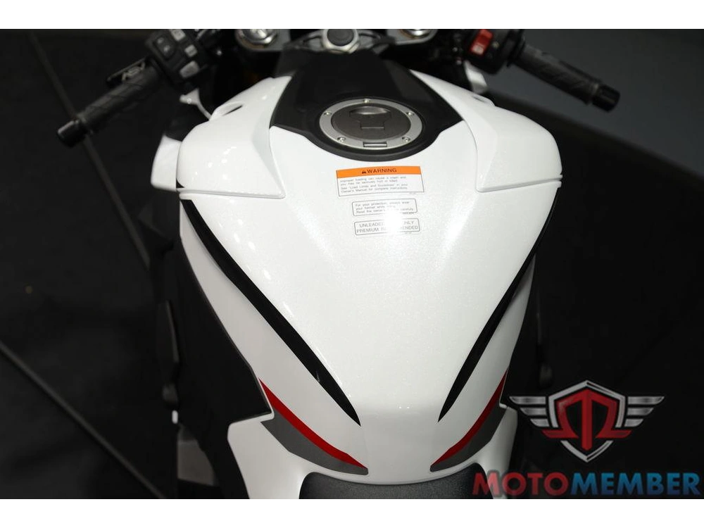 2026 Honda Cbr1000rr alt