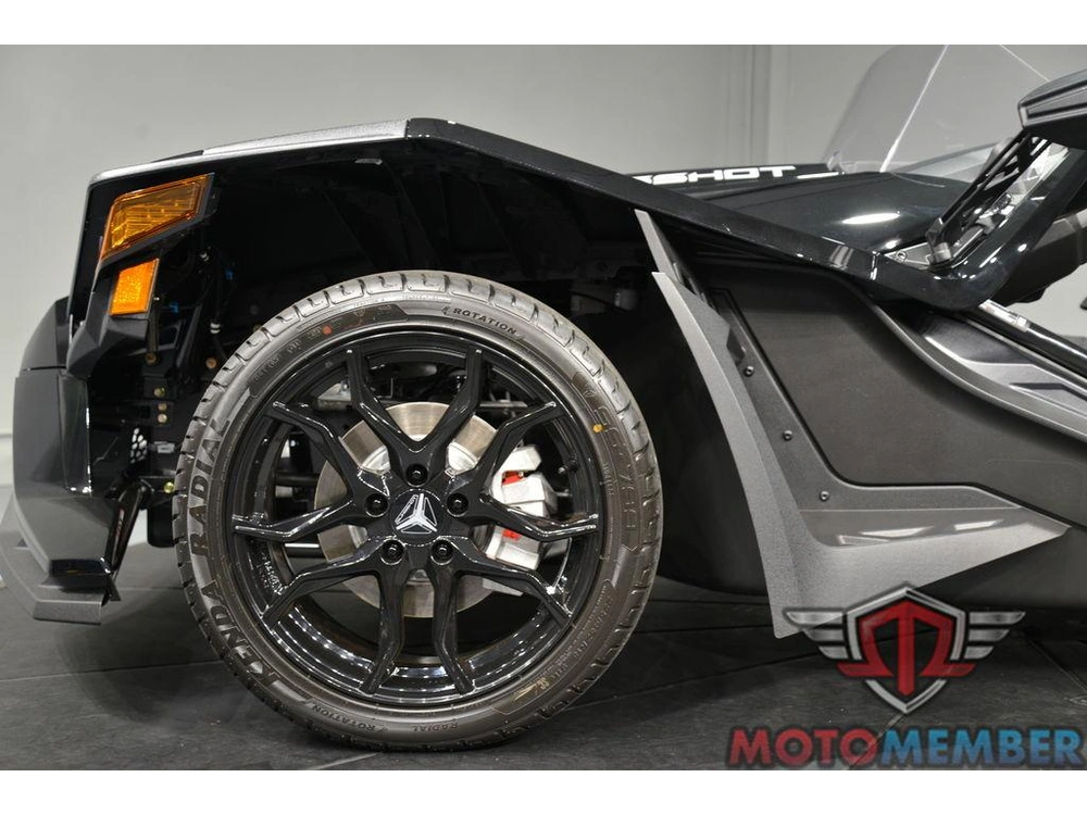 2024 Slingshot Slingshot® S W/ Technology Package I Jet Black alt