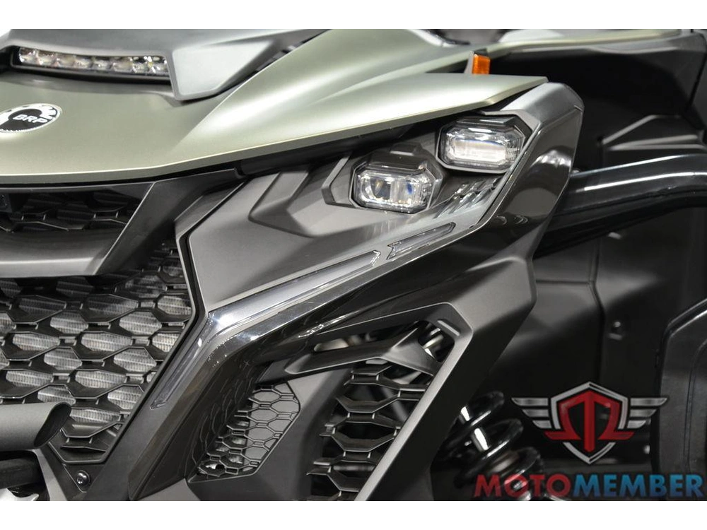 2026 Can-am Maverick R X Rc alt